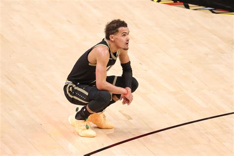 trae young contract extension